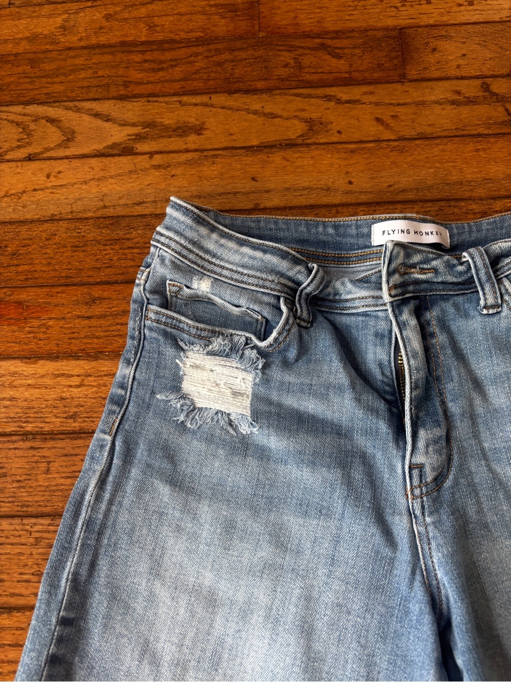 Womens Flying Monkey jean shorts size 28 - Picture 4 of 8